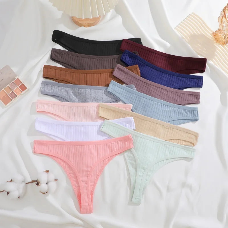 Lot de Strings Côtelés Confort – Sous-vêtements Doux et Élégants (Pack de 7 couleurs)