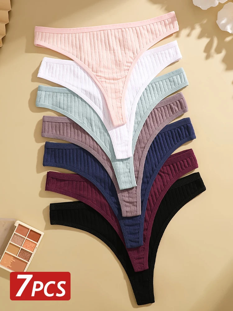 Lot de Strings Côtelés Confort – Sous-vêtements Doux et Élégants (Pack de 7 couleurs)